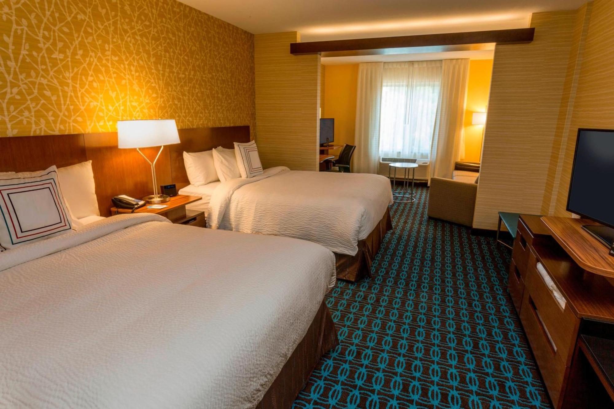 Fairfield Inn & Suites By Marriott Geneva Finger Lakes Exterior photo